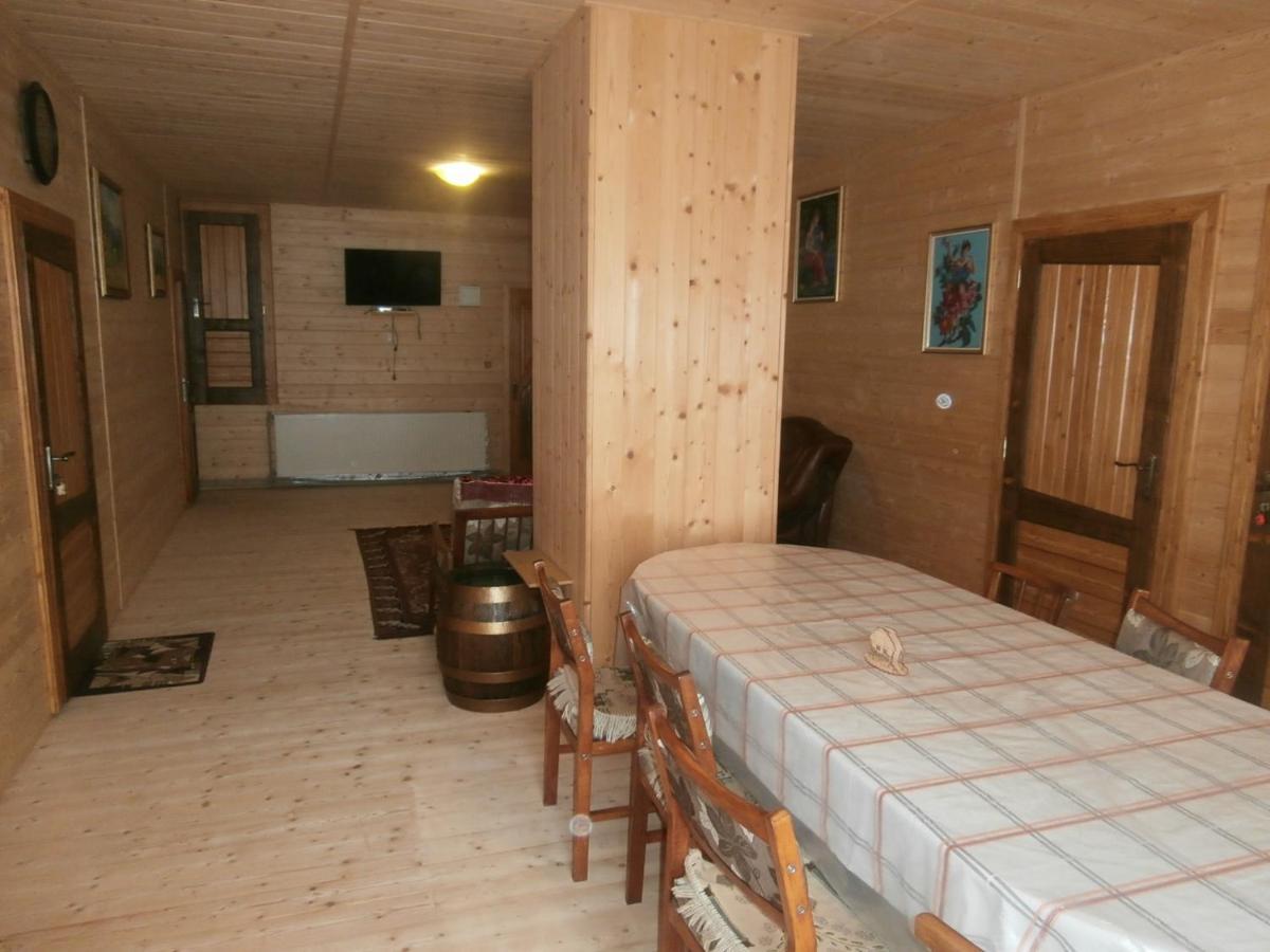 Karpatskiy Domik Izki Esterno foto