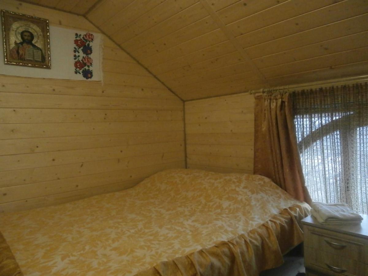 Karpatskiy Domik Izki Esterno foto